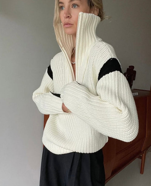 HAMPTON - Black & Off White Chunky Zip-Neck Sweater