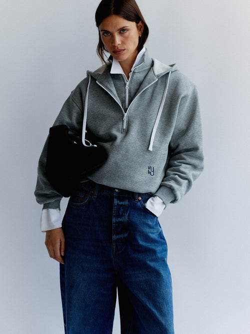 CARTER Half Zip Hoodie